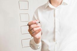 Как оптимизировать работу двух операторов со всеми заявками с пяти аккаунтов и избежать блокировки со стороны Авито?